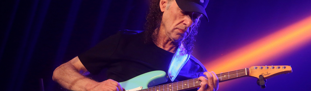 Scott Henderson Trio